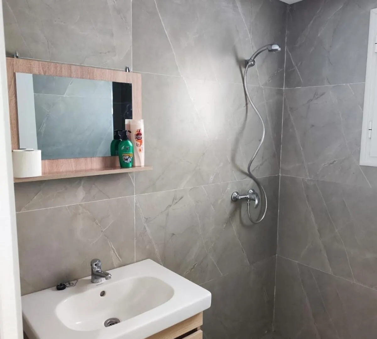 Secret Garden Apartment Borj Turki
